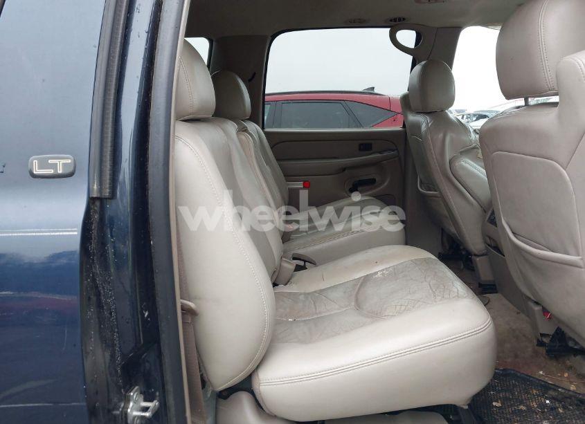 Photo 8 of 2005 Chevrolet Suburban 1500 LT (VIN 1GNFK16Z65J111287)