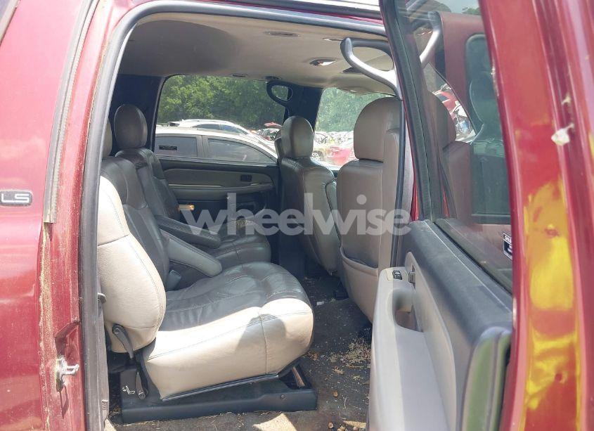 Photo 8 of 2002 Chevrolet Suburban 1500 LS (VIN 1GNFK16Z72J121807)