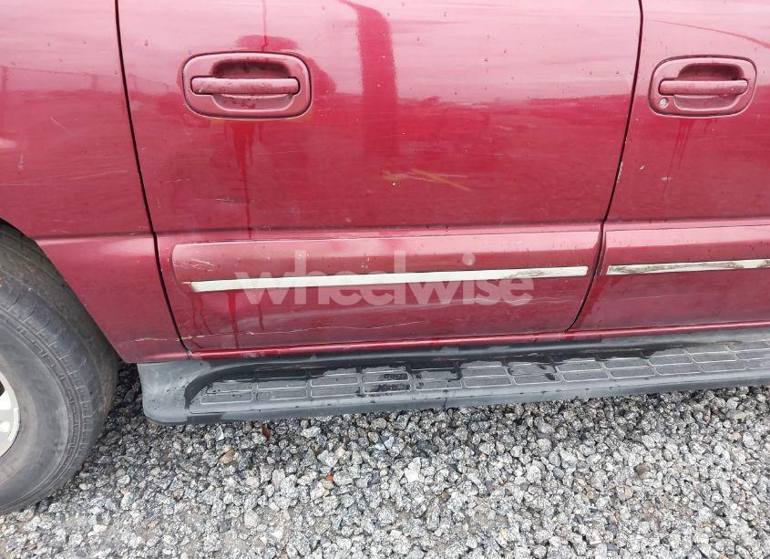 Photo 6 of 2003 Chevrolet Suburban 1500 LT (VIN 1GNFK16Z73J175318)