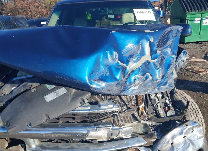 Photo 10 of 2003 Chevrolet Suburban 1500 LT (VIN 1GNFK16Z73J184679)