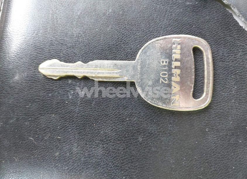 Photo 11 of 2003 Chevrolet Suburban 1500 LT (VIN 1GNFK16Z73J201741)