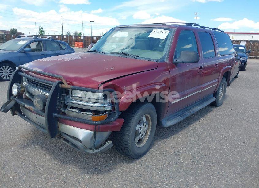 Photo 2 of 2003 Chevrolet Suburban 1500 LT (VIN 1GNFK16Z73J229510)