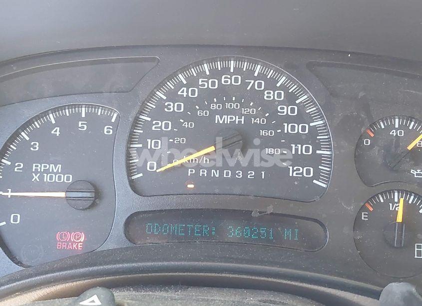 Photo 7 of 2003 Chevrolet Suburban 1500 LT (VIN 1GNFK16Z73J229510)