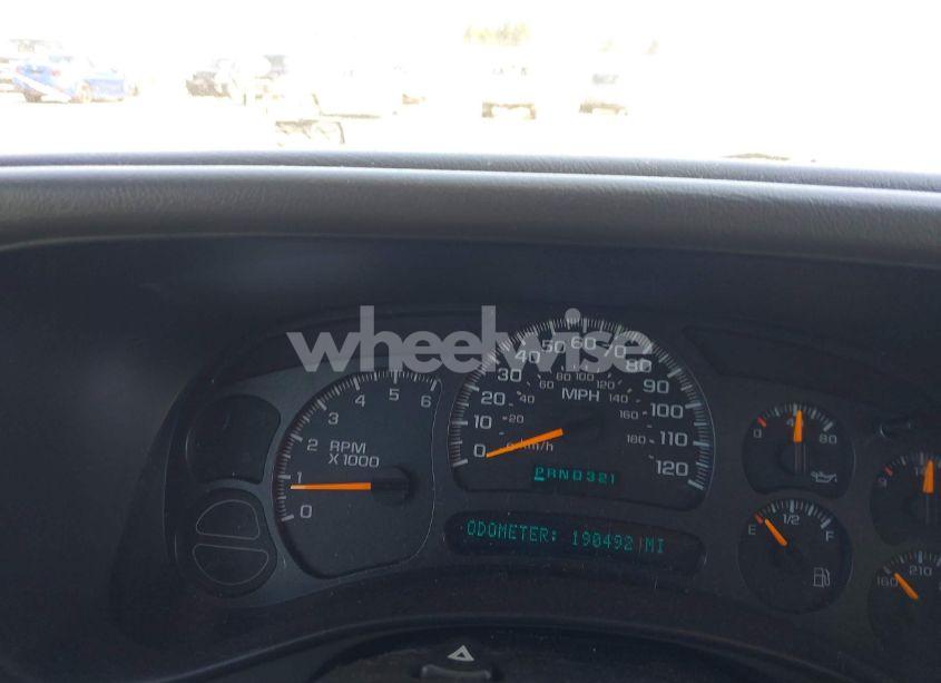 Photo 7 of 2003 Chevrolet Suburban 1500 LT (VIN 1GNFK16Z83J194671)