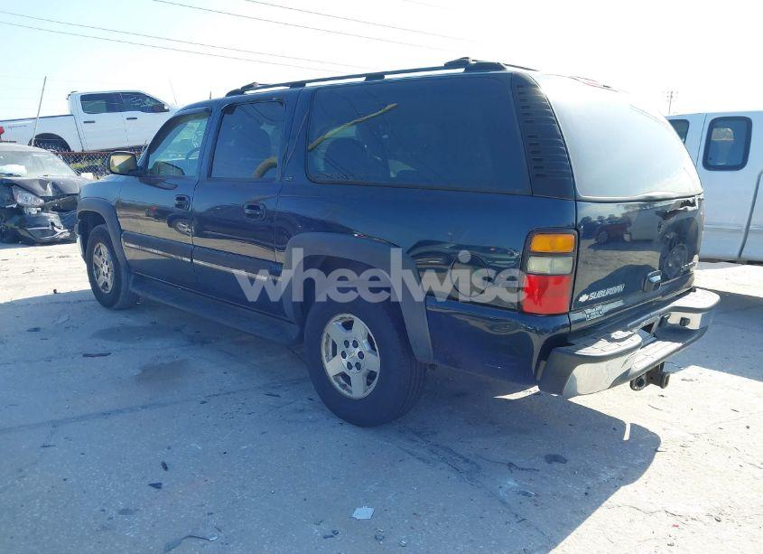 Photo 3 of 2004 Chevrolet Suburban 1500 LT (VIN 1GNFK16Z84J197572)