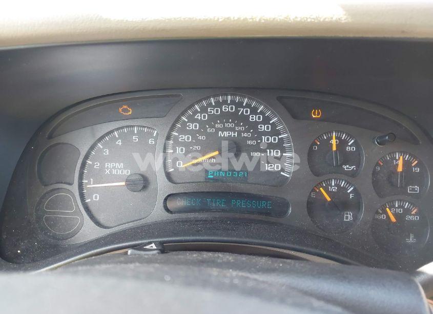 Photo 7 of 2004 Chevrolet Suburban 1500 LT (VIN 1GNFK16Z84J197572)