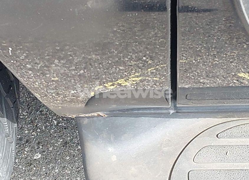 Photo 12 of 2004 Chevrolet Suburban 1500 LT (VIN 1GNFK16Z84J244731)