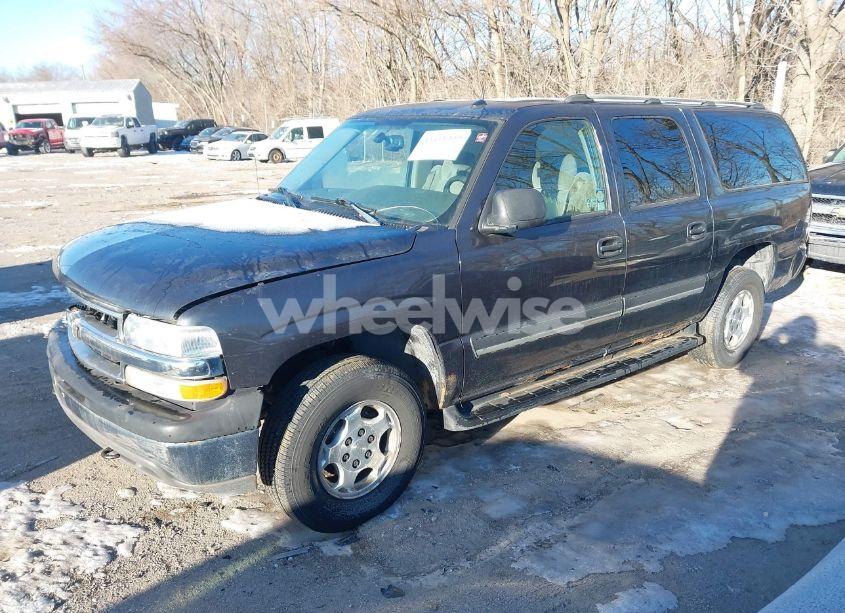 Photo 2 of 2005 Chevrolet Suburban 1500 LS (VIN 1GNFK16Z85J201640)