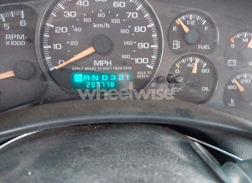 Photo 15 of 2002 Chevrolet Suburban 1500 COMMERCIAL FLEET (VIN 1GNFK16Z92J120271)