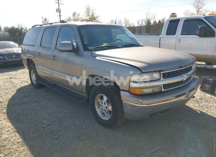 2002 Chevrolet Suburban 1500 LT (VIN 1GNFK16Z92J246243) main photo