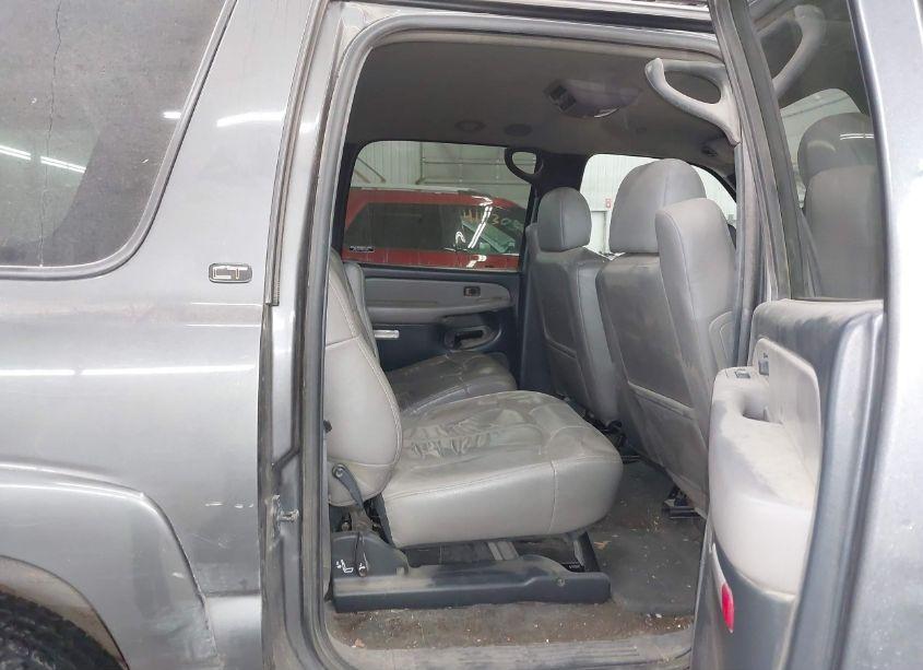 Photo 8 of 2002 Chevrolet Suburban 1500 LT (VIN 1GNFK16ZX2J222341)