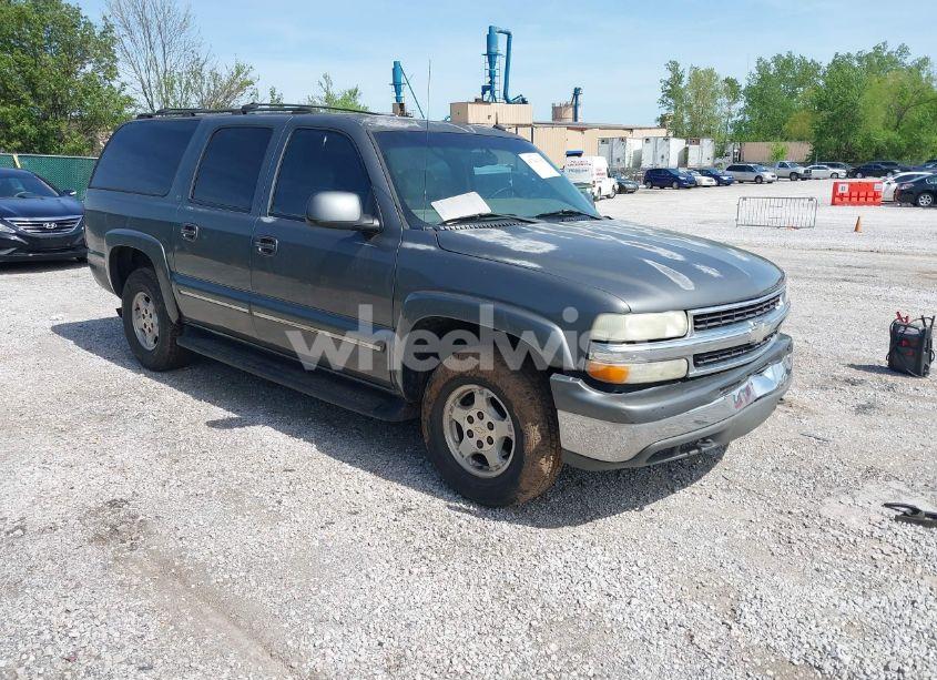2002 Chevrolet Suburban 1500 LT (VIN 1GNFK16ZX2J297816) main photo