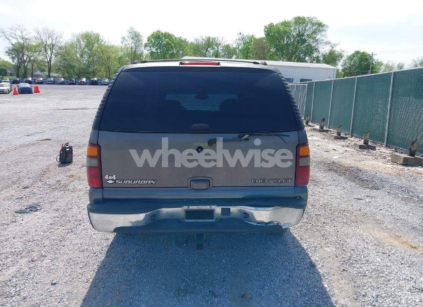 Photo 16 of 2002 Chevrolet Suburban 1500 LT (VIN 1GNFK16ZX2J297816)