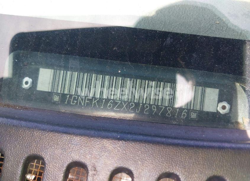 Photo 9 of 2002 Chevrolet Suburban 1500 LT (VIN 1GNFK16ZX2J297816)