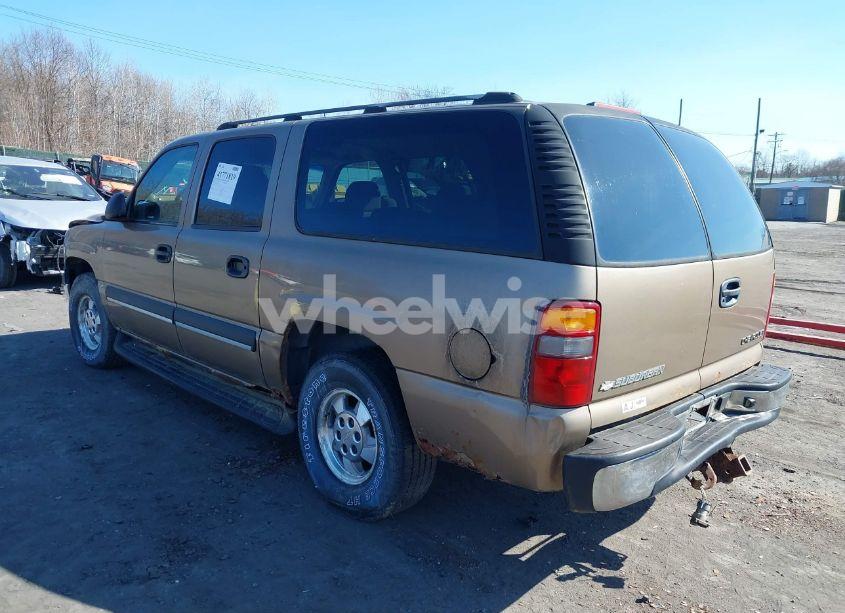 Photo 3 of 2003 Chevrolet Suburban 1500 LS (VIN 1GNFK16ZX3J197314)