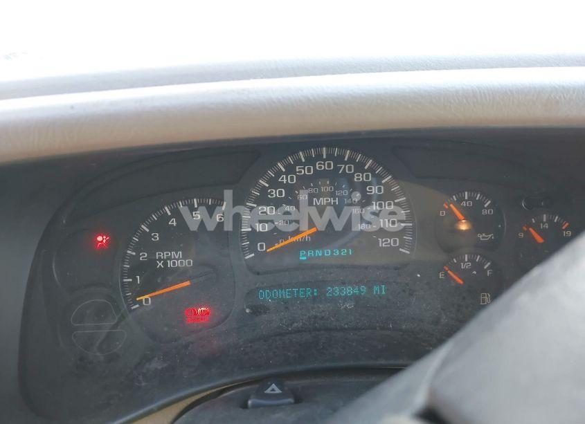 Photo 7 of 2003 Chevrolet Suburban 1500 LS (VIN 1GNFK16ZX3J197314)