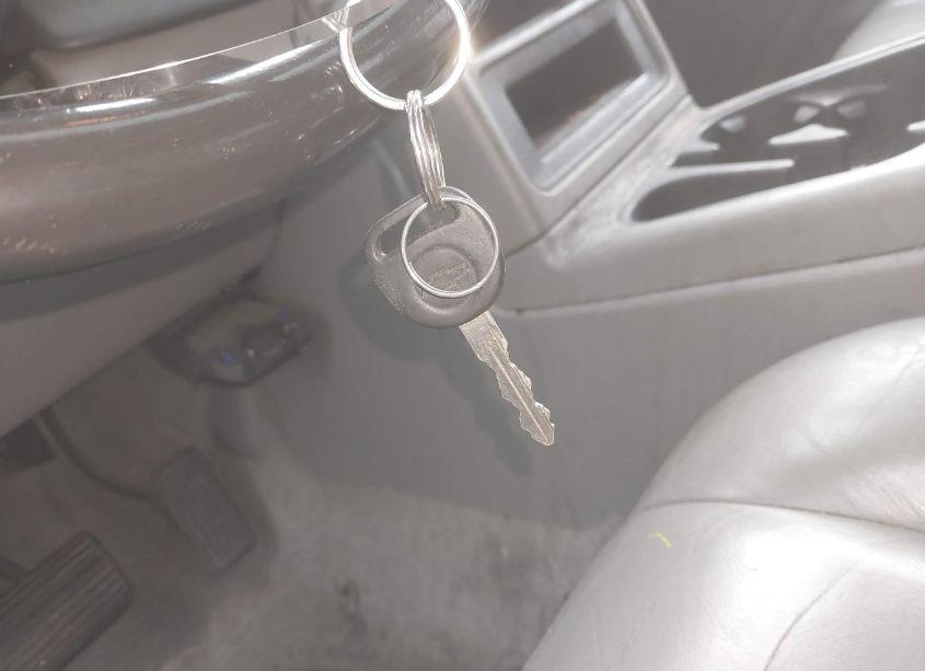 Photo 11 of 2004 Chevrolet Suburban 1500 LT (VIN 1GNFK16ZX4J194589)