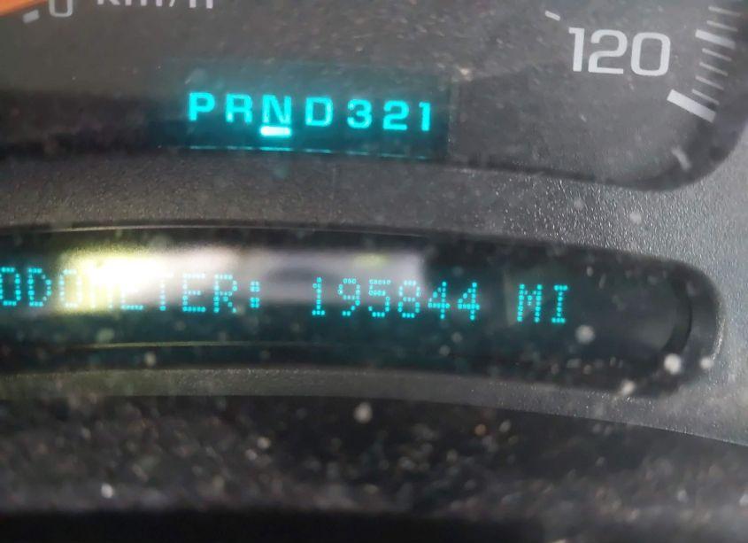 Photo 16 of 2004 Chevrolet Suburban 1500 LT (VIN 1GNFK16ZX4J194589)