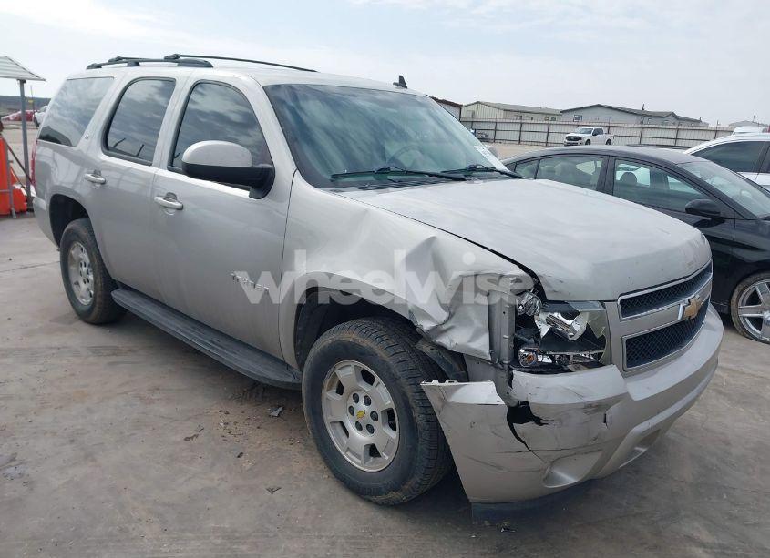 2009 Chevrolet Tahoe LT2 (VIN 1GNFK23009R138133) main photo
