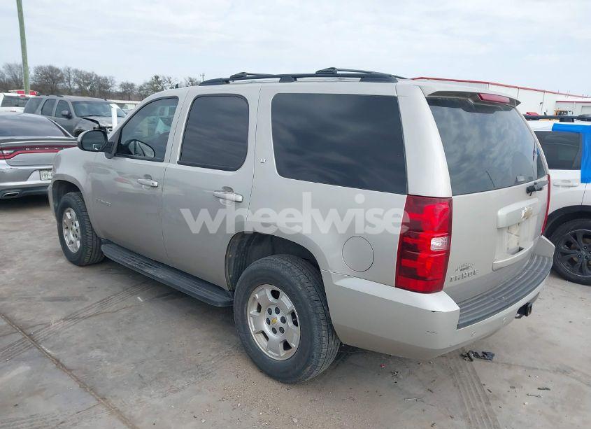 Photo 3 of 2009 Chevrolet Tahoe LT2 (VIN 1GNFK23009R138133)