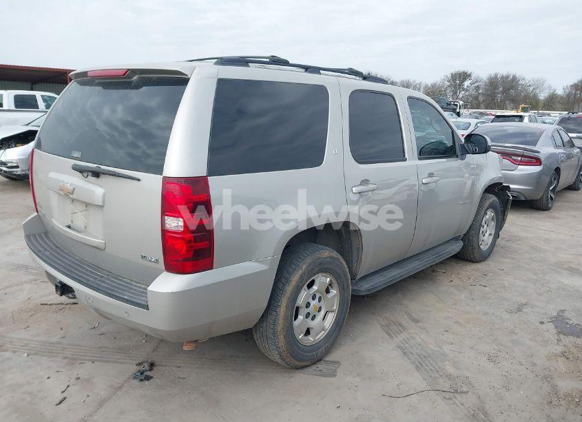 Photo 4 of 2009 Chevrolet Tahoe LT2 (VIN 1GNFK23009R138133)