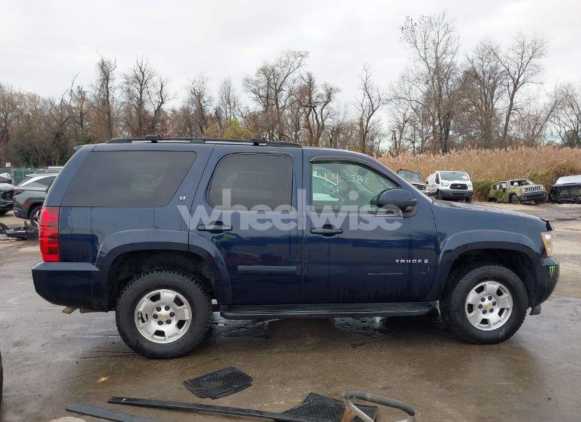 Photo 14 of 2009 Chevrolet Tahoe LT1 (VIN 1GNFK23009R152985)
