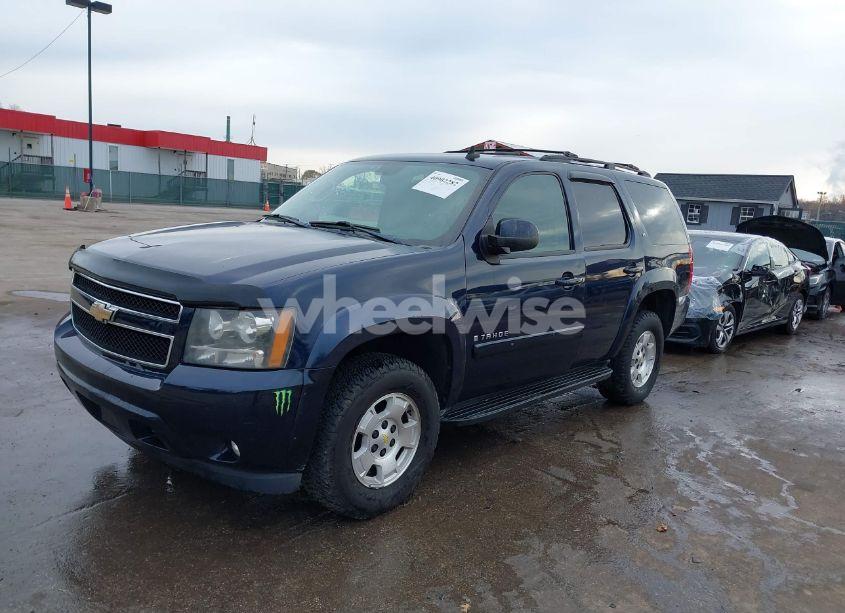 Photo 2 of 2009 Chevrolet Tahoe LT1 (VIN 1GNFK23009R152985)