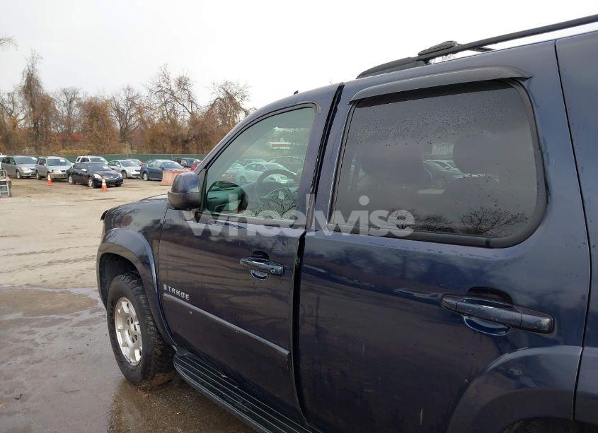 Photo 6 of 2009 Chevrolet Tahoe LT1 (VIN 1GNFK23009R152985)