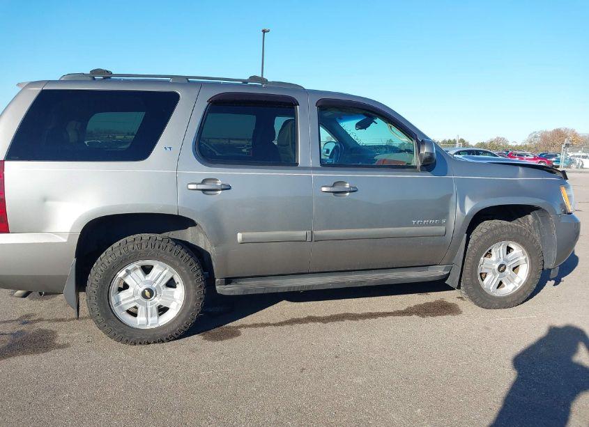Photo 13 of 2009 Chevrolet Tahoe LT2 (VIN 1GNFK23009R179197)