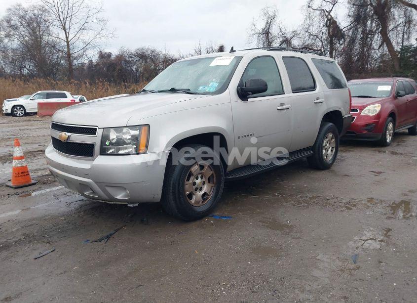 Photo 2 of 2009 Chevrolet Tahoe LT1 (VIN 1GNFK23009R227457)