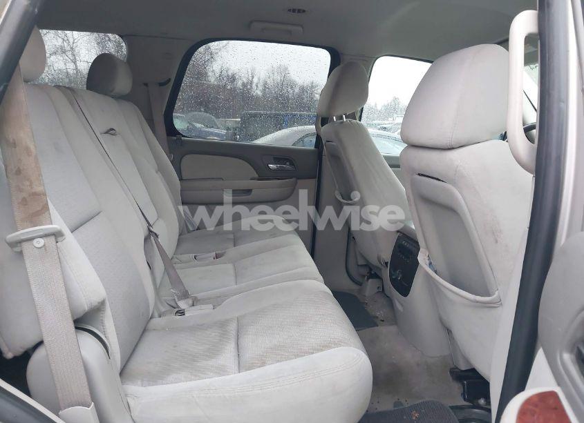 Photo 8 of 2009 Chevrolet Tahoe LT1 (VIN 1GNFK23009R227457)