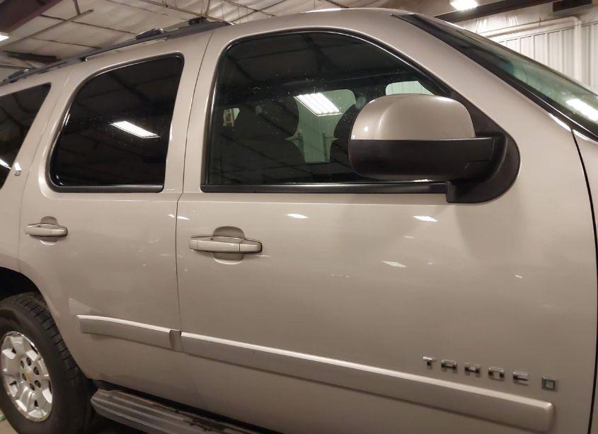 Photo 14 of 2009 Chevrolet Tahoe LT1 (VIN 1GNFK23009R231640)