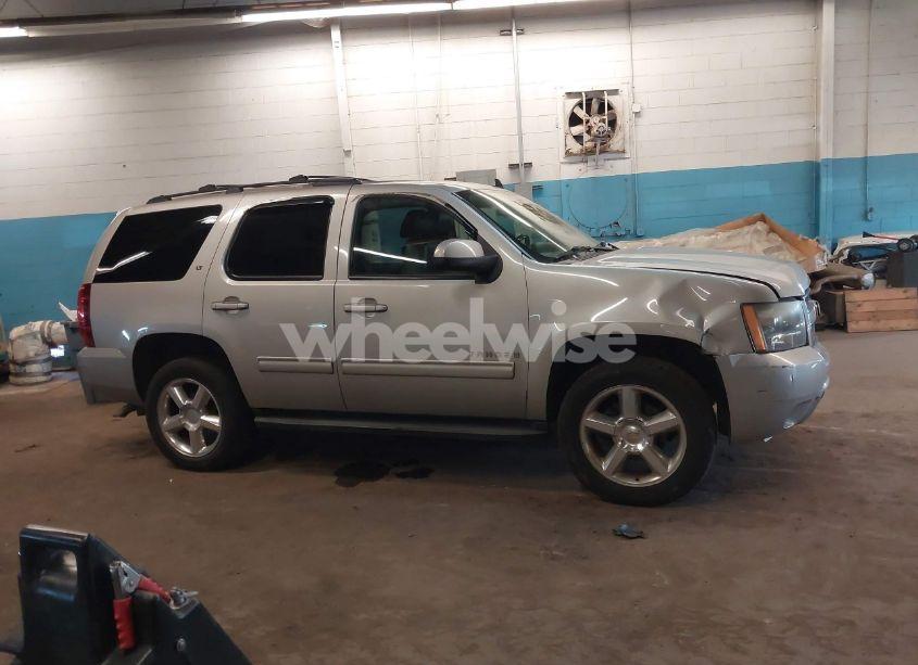 Photo 13 of 2009 Chevrolet Tahoe LT2 (VIN 1GNFK23019R287148)