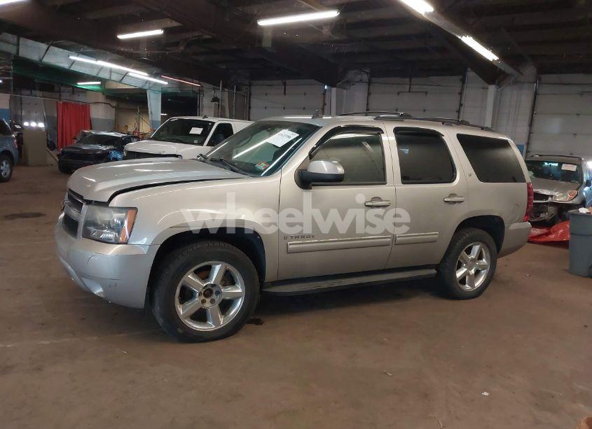 Photo 14 of 2009 Chevrolet Tahoe LT2 (VIN 1GNFK23019R287148)
