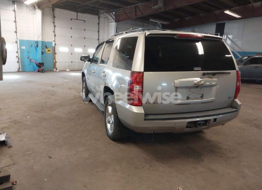 Photo 3 of 2009 Chevrolet Tahoe LT2 (VIN 1GNFK23019R287148)