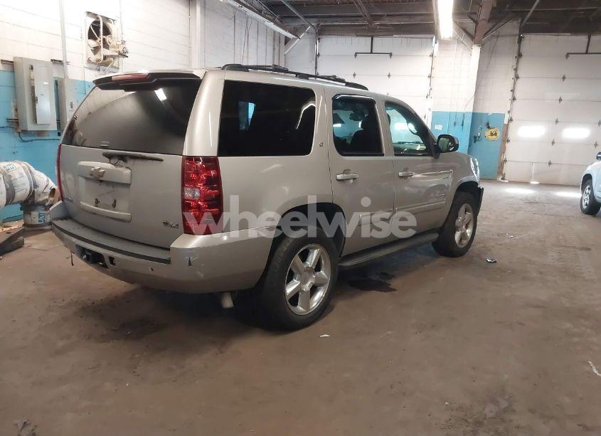Photo 4 of 2009 Chevrolet Tahoe LT2 (VIN 1GNFK23019R287148)