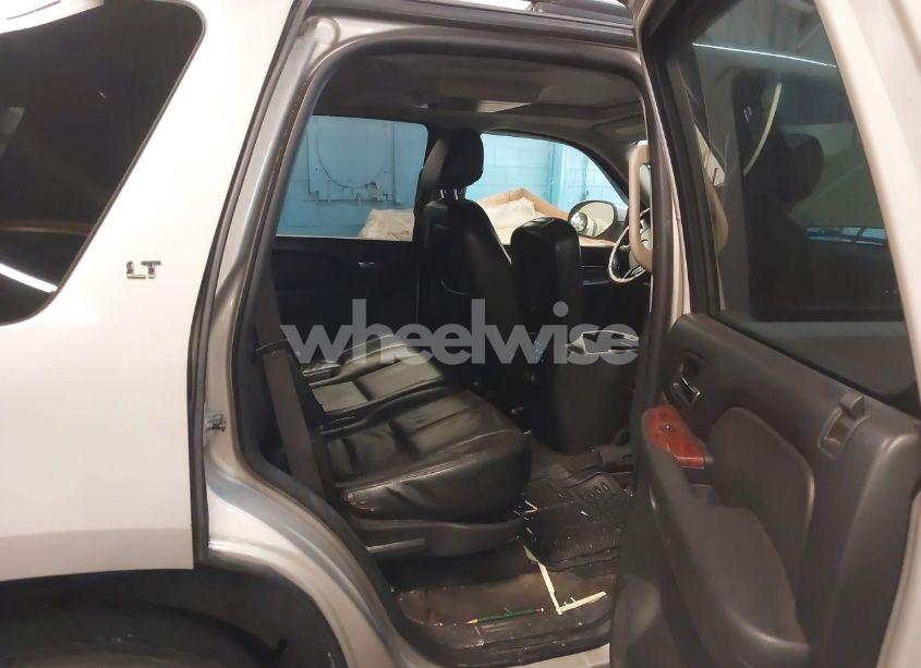 Photo 8 of 2009 Chevrolet Tahoe LT2 (VIN 1GNFK23019R287148)