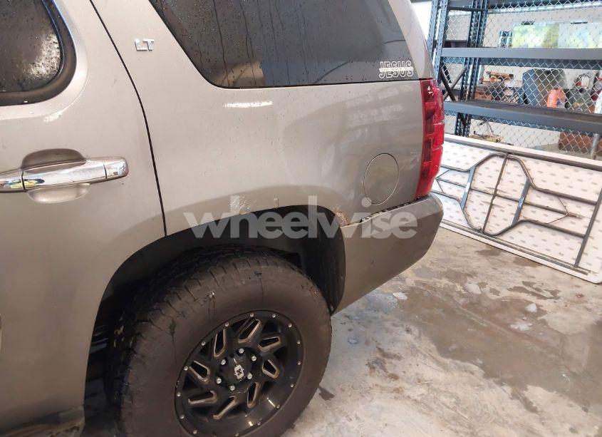 Photo 18 of 2009 Chevrolet Tahoe LT1 (VIN 1GNFK23029R261576)