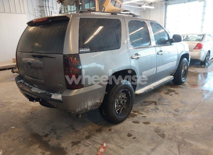 Photo 4 of 2009 Chevrolet Tahoe LT1 (VIN 1GNFK23029R261576)