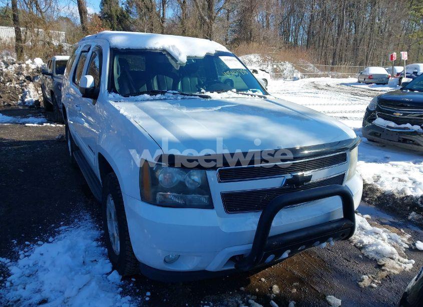 Photo 12 of 2009 Chevrolet Tahoe LT2 (VIN 1GNFK23039R262316)