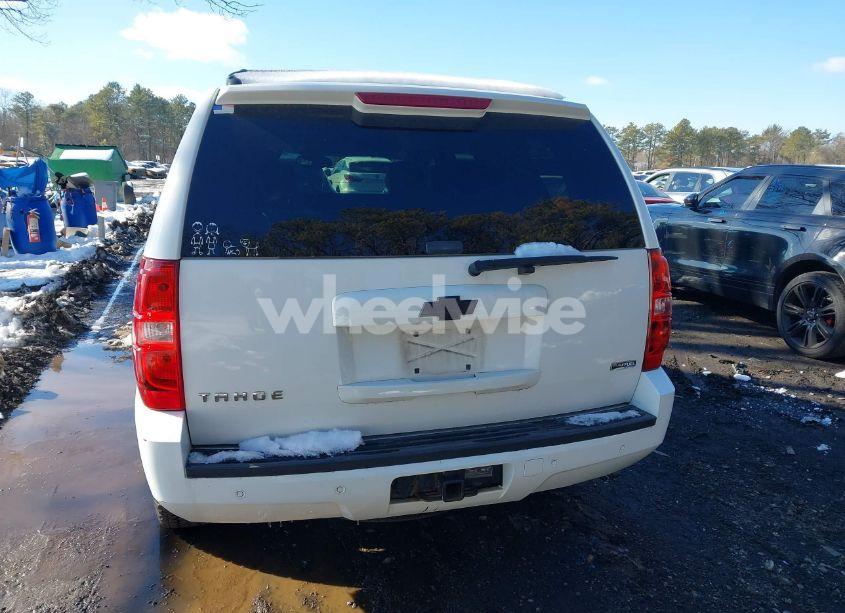 Photo 15 of 2009 Chevrolet Tahoe LT2 (VIN 1GNFK23039R262316)