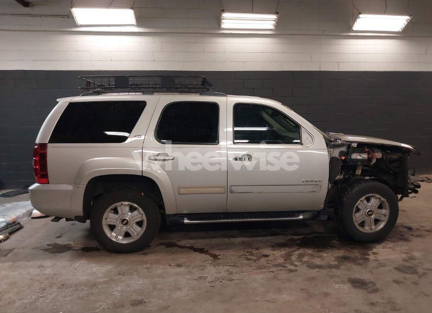 Photo 14 of 2009 Chevrolet Tahoe LT2 (VIN 1GNFK23039R292545)