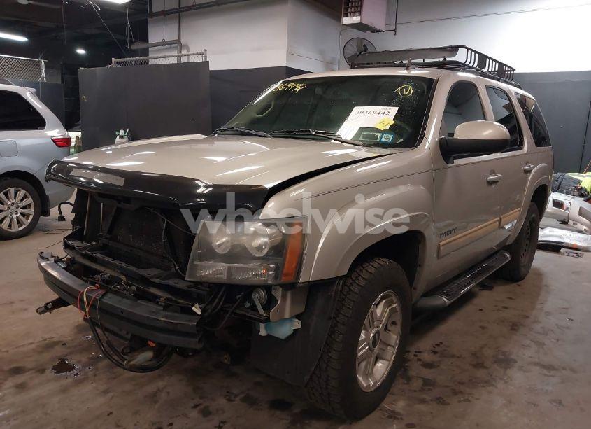 Photo 2 of 2009 Chevrolet Tahoe LT2 (VIN 1GNFK23039R292545)