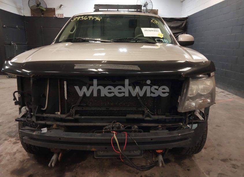 Photo 6 of 2009 Chevrolet Tahoe LT2 (VIN 1GNFK23039R292545)