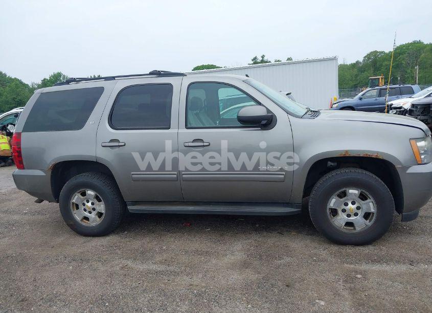 Photo 13 of 2009 Chevrolet Tahoe LT1 (VIN 1GNFK23069R250256)