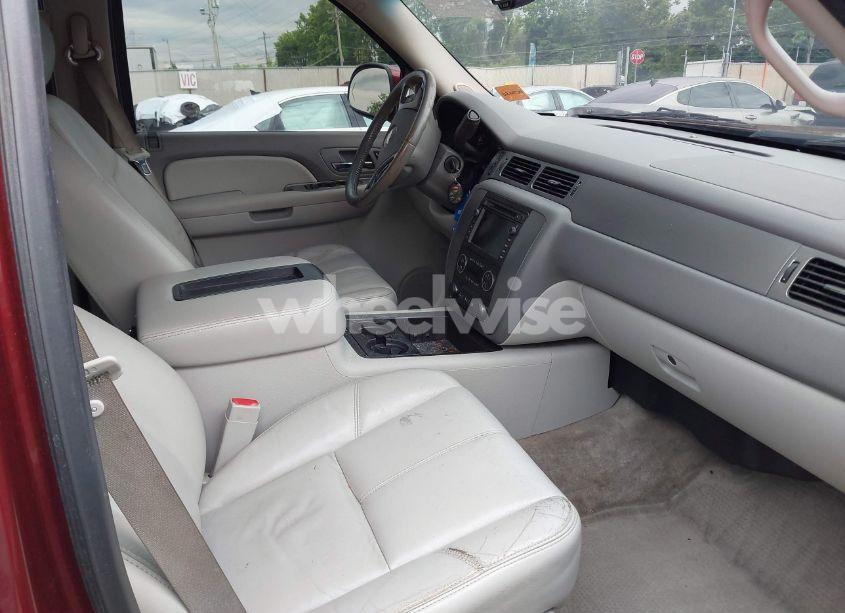 Photo 5 of 2009 Chevrolet Tahoe LT2 (VIN 1GNFK23079R173252)