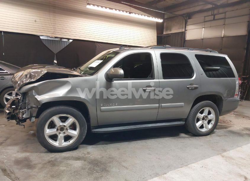 Photo 14 of 2009 Chevrolet Tahoe LT2 (VIN 1GNFK23089R106482)