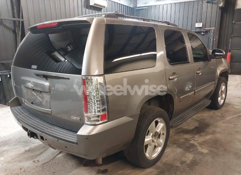 Photo 4 of 2009 Chevrolet Tahoe LT2 (VIN 1GNFK23089R106482)