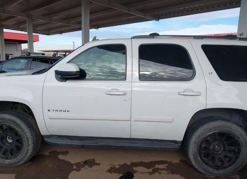 Photo 14 of 2009 Chevrolet Tahoe LT1 (VIN 1GNFK23099J126500)