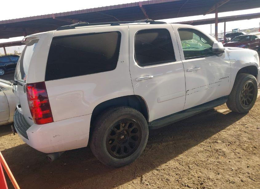 Photo 4 of 2009 Chevrolet Tahoe LT1 (VIN 1GNFK23099J126500)